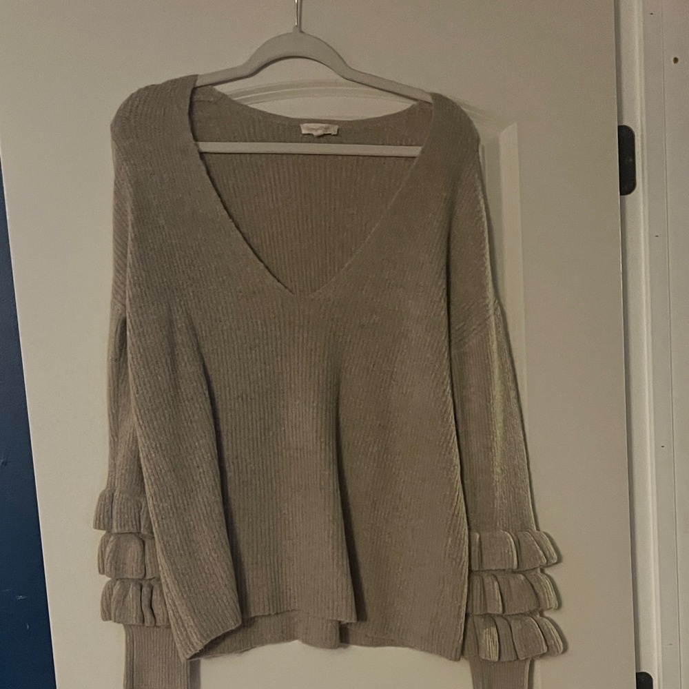 Chic Beige V-Neck Sweater with Ruffle Sleeves